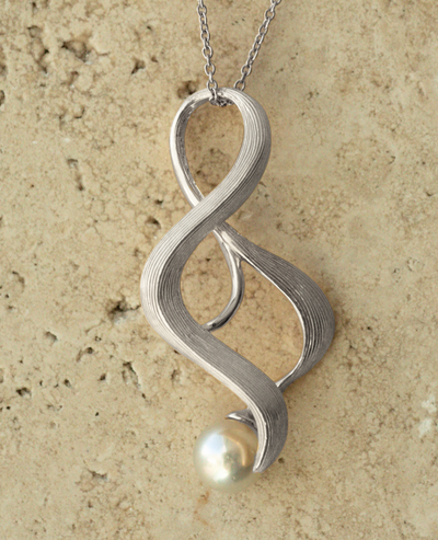 Hawkesbury Pearl Pendant - Sterling Silver
