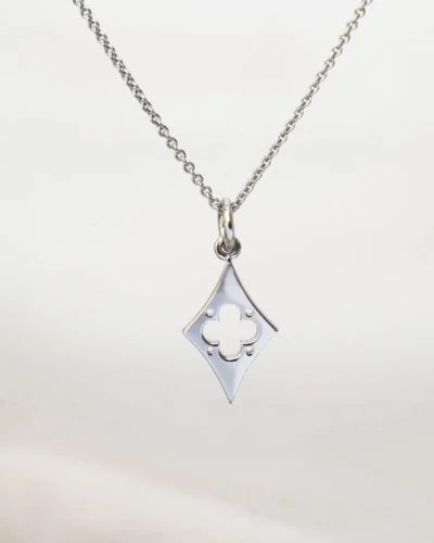 Isold Pendant - 9ct White Gold