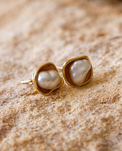 Kimberley Lily Pearl Studs - 9ct Gold