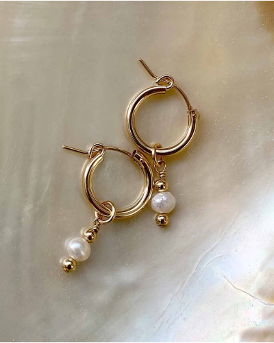 Pia Pearl Huggie Earrings - 14K Gold Filled